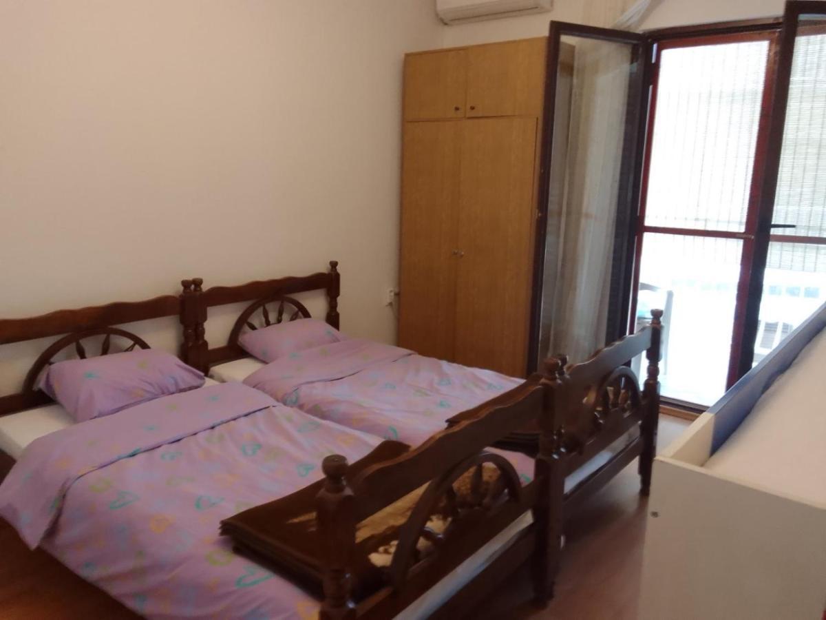 הרצג-נובי Guesthouse Djurisic מראה חיצוני תמונה