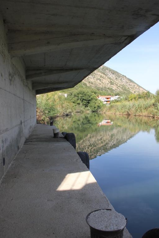 הרצג-נובי Guesthouse Djurisic מראה חיצוני תמונה