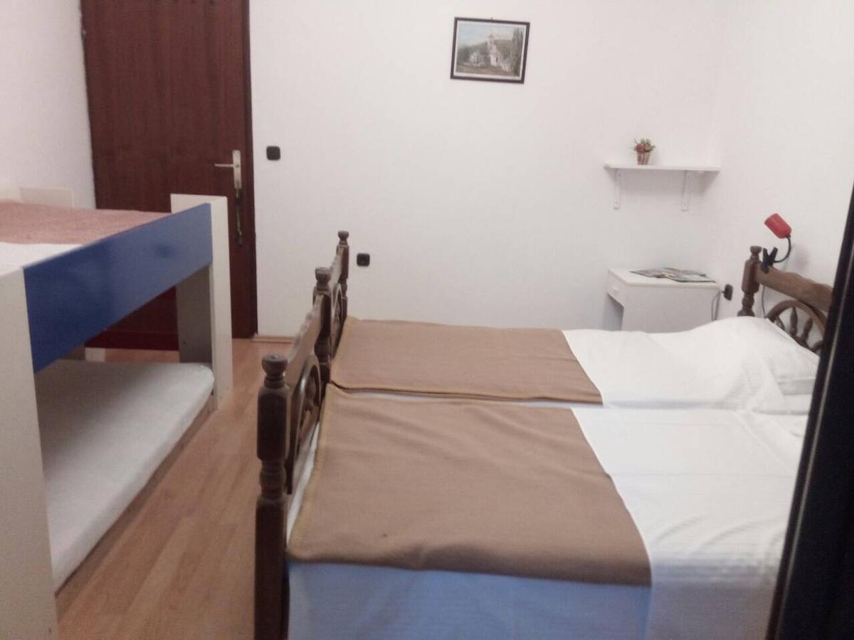 הרצג-נובי Guesthouse Djurisic מראה חיצוני תמונה